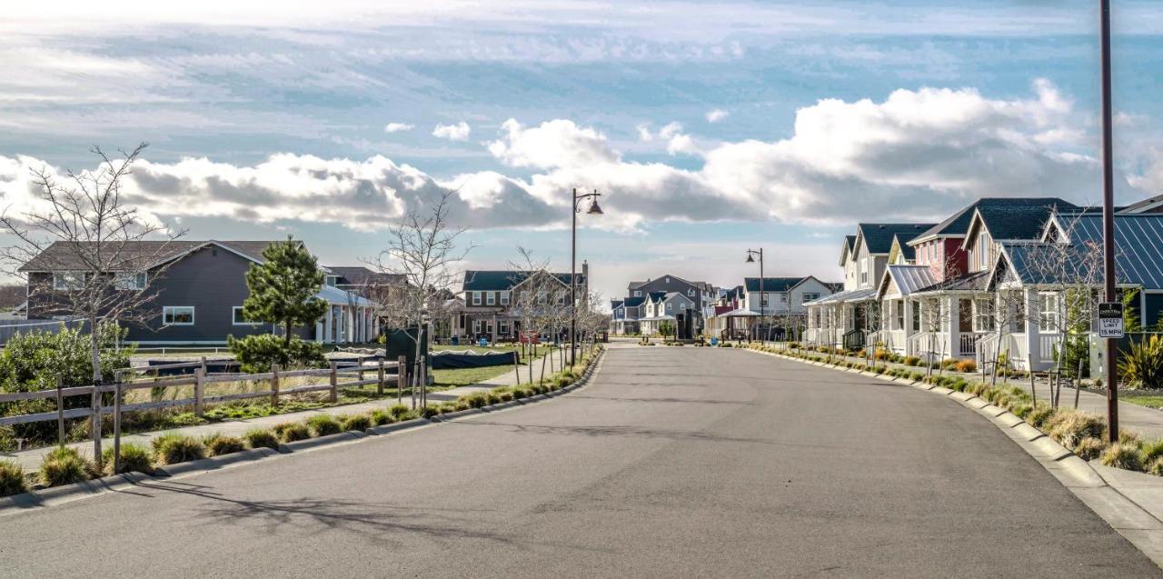 Villa Herons Haven On The Canal Ocean Shores Exterior foto